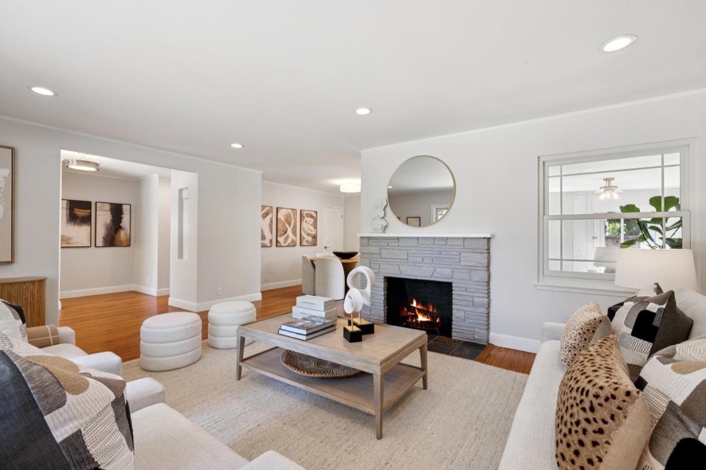 Detail Gallery Image 9 of 39 For 400 Santa Margarita Ave, Menlo Park,  CA 94025 - 3 Beds | 2/1 Baths