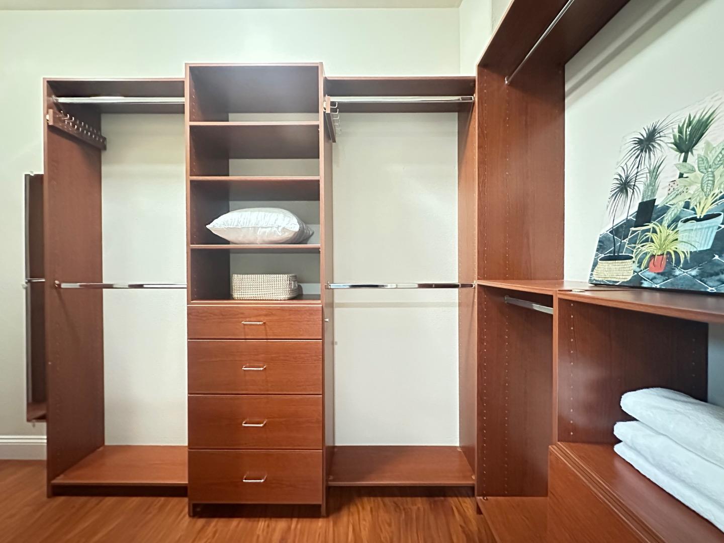 Detail Gallery Image 17 of 22 For 5043 Le Miccine Ter, San Jose,  CA 95129 - 2 Beds | 2/1 Baths