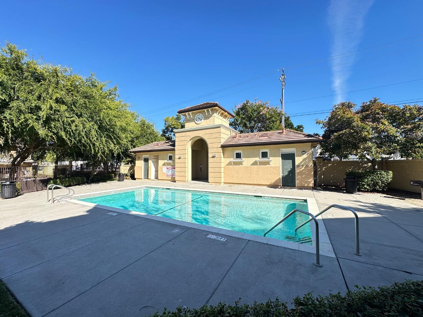 Detail Gallery Image 22 of 22 For 5043 Le Miccine Ter, San Jose,  CA 95129 - 2 Beds | 2/1 Baths