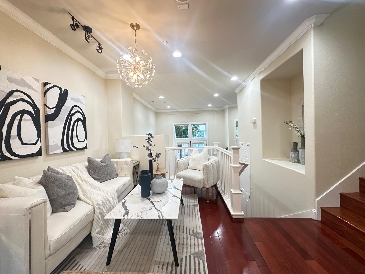Detail Gallery Image 7 of 22 For 5043 Le Miccine Ter, San Jose,  CA 95129 - 2 Beds | 2/1 Baths