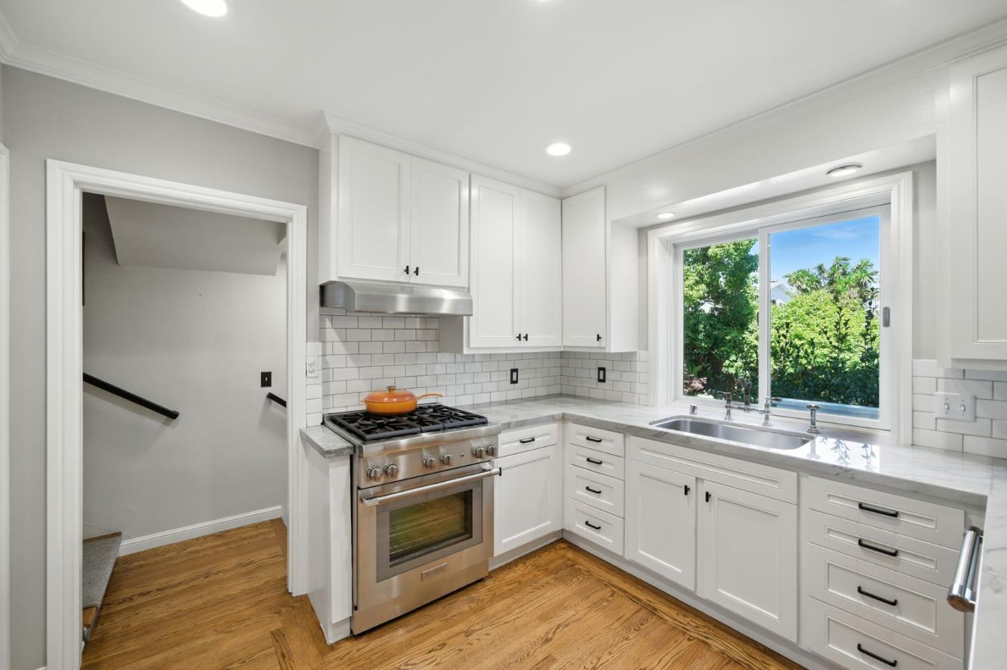 Detail Gallery Image 15 of 35 For 2671 Isabelle Ave, San Mateo,  CA 94403 - 3 Beds | 2 Baths