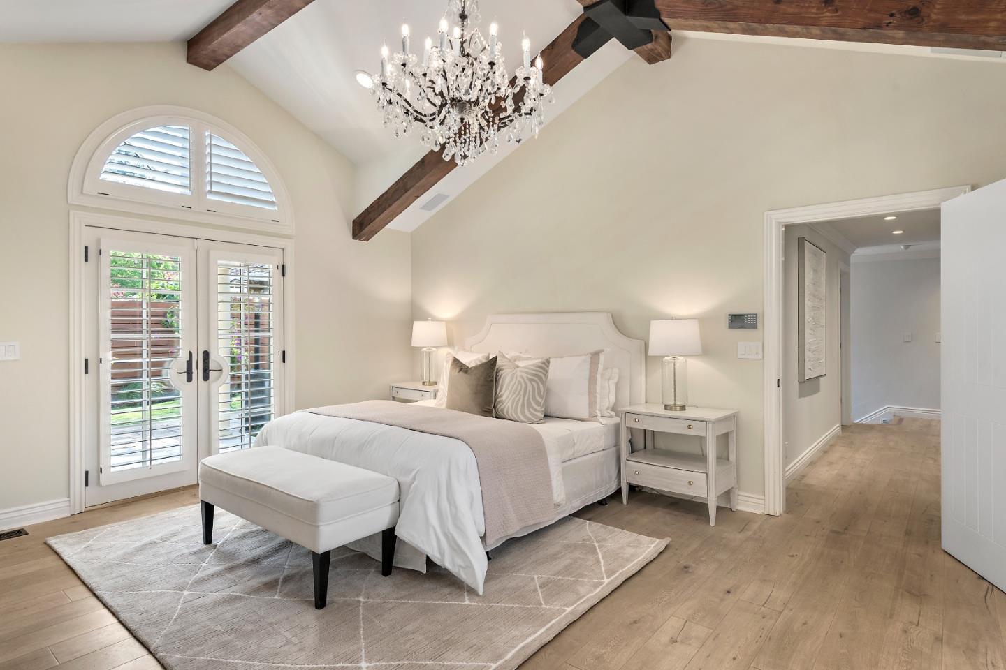 Detail Gallery Image 20 of 37 For 65 Fairfax Ave, Atherton,  CA 94027 - 4 Beds | 4/1 Baths