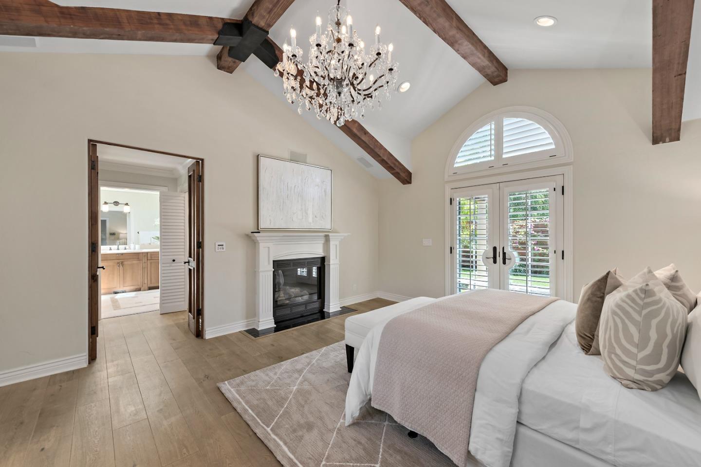 Detail Gallery Image 22 of 37 For 65 Fairfax Ave, Atherton,  CA 94027 - 4 Beds | 4/1 Baths