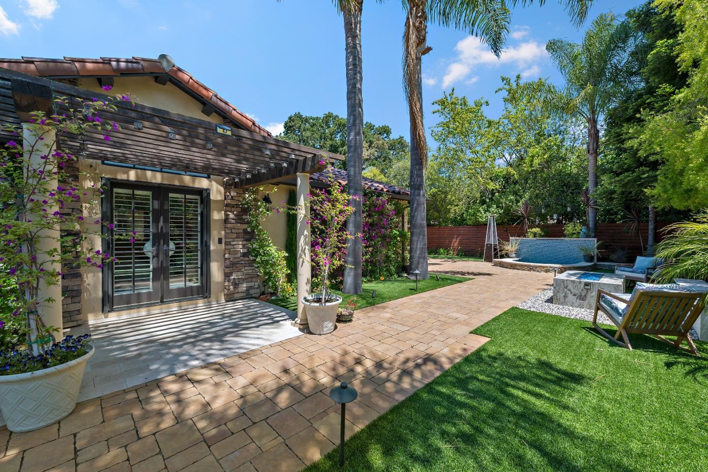 Detail Gallery Image 36 of 37 For 65 Fairfax Ave, Atherton,  CA 94027 - 4 Beds | 4/1 Baths