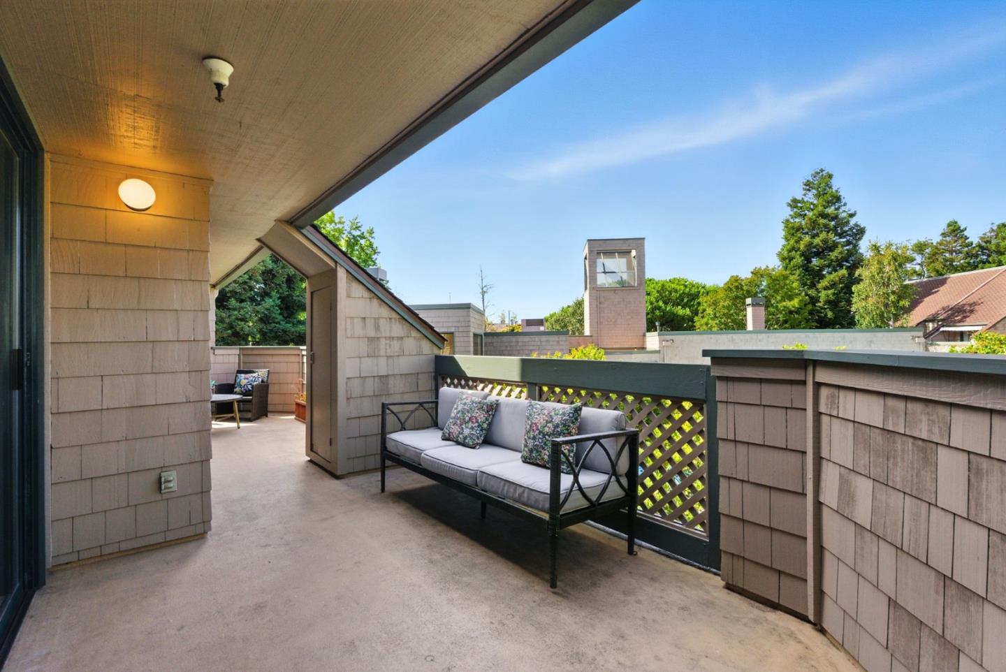 Detail Gallery Image 13 of 33 For 24 Pelican Ln, Redwood City,  CA 94065 - 2 Beds | 1 Baths