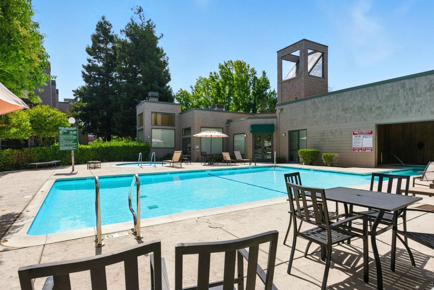 Detail Gallery Image 25 of 33 For 24 Pelican Ln, Redwood City,  CA 94065 - 2 Beds | 1 Baths