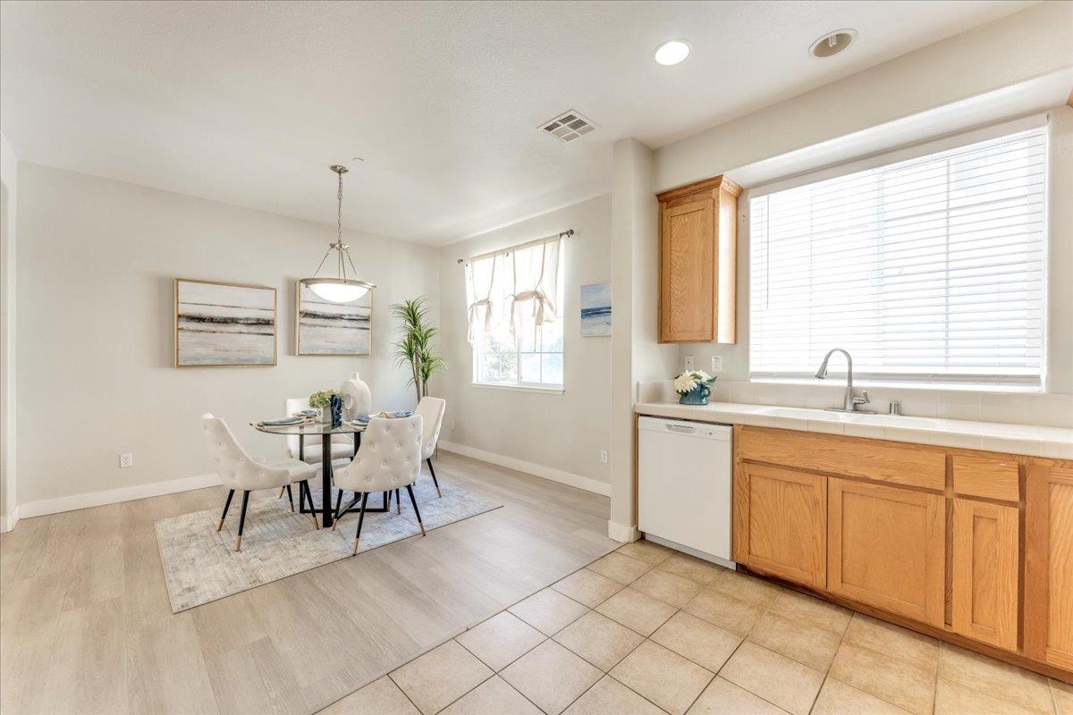 Detail Gallery Image 15 of 33 For 18439 Jade Ln, Morgan Hill,  CA 95037 - 2 Beds | 2/1 Baths