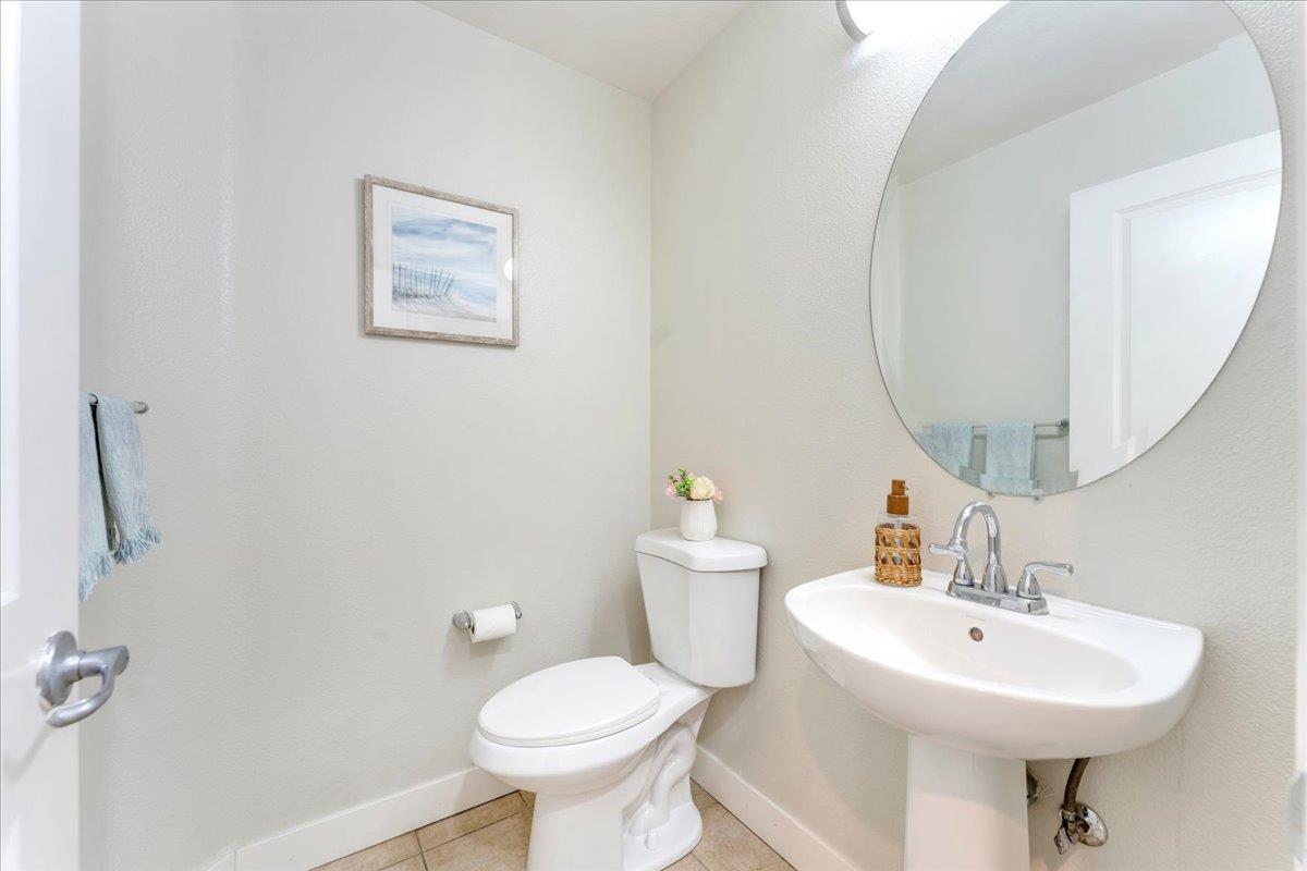 Detail Gallery Image 17 of 33 For 18439 Jade Ln, Morgan Hill,  CA 95037 - 2 Beds | 2/1 Baths