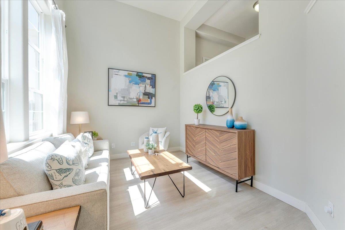 Detail Gallery Image 7 of 33 For 18439 Jade Ln, Morgan Hill,  CA 95037 - 2 Beds | 2/1 Baths