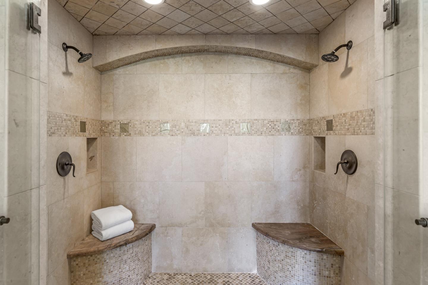Detail Gallery Image 22 of 57 For 8 Reyna Pl, Menlo Park,  CA 94025 - 5 Beds | 4/3 Baths