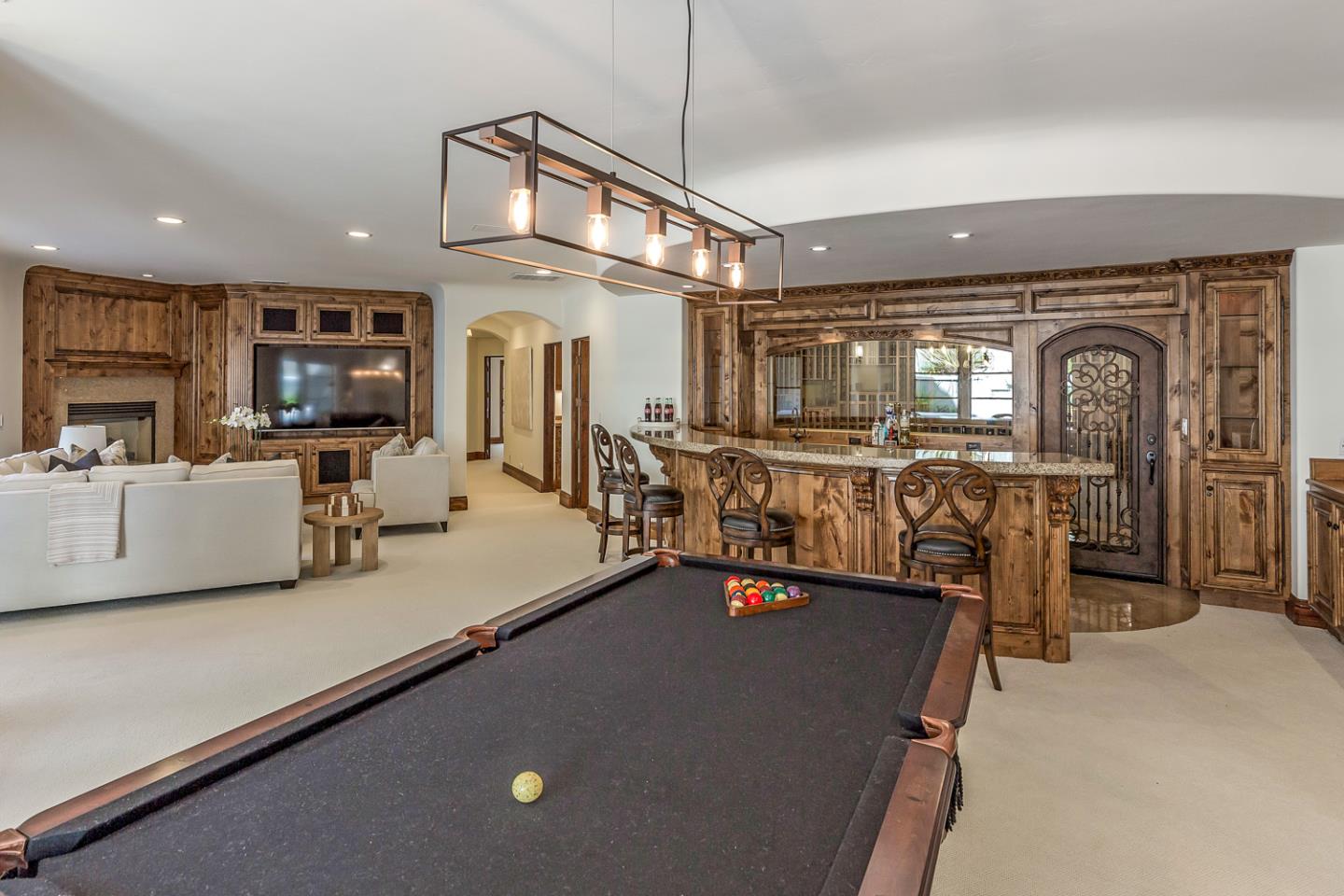 Detail Gallery Image 30 of 57 For 8 Reyna Pl, Menlo Park,  CA 94025 - 5 Beds | 4/3 Baths