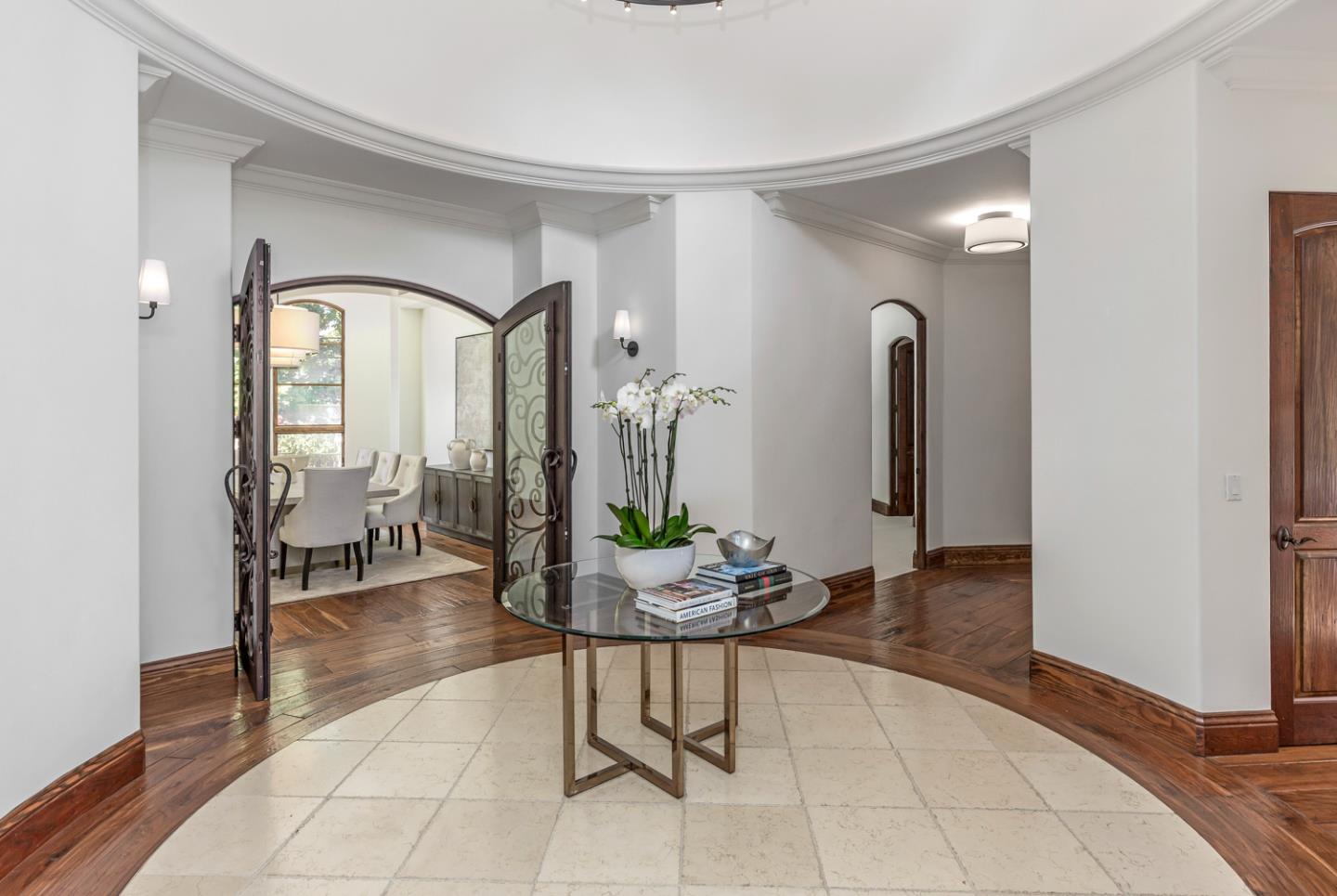 Detail Gallery Image 5 of 57 For 8 Reyna Pl, Menlo Park,  CA 94025 - 5 Beds | 4/3 Baths