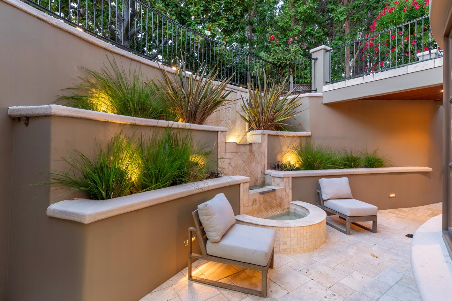 Detail Gallery Image 54 of 57 For 8 Reyna Pl, Menlo Park,  CA 94025 - 5 Beds | 4/3 Baths