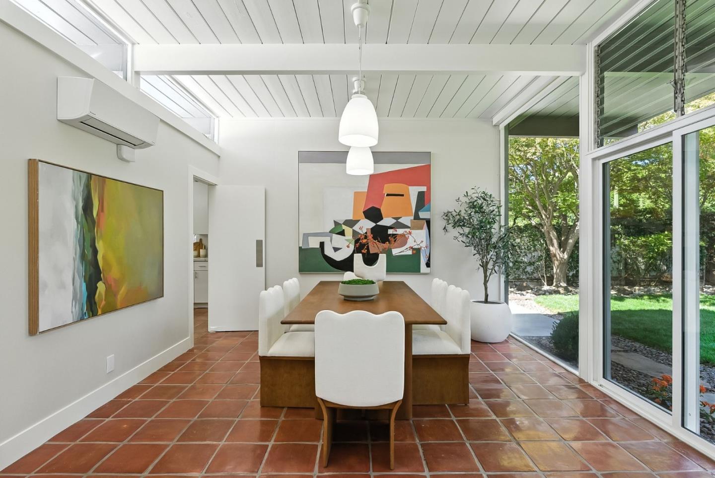 Detail Gallery Image 6 of 15 For 1665 Fairorchard Ave, San Jose,  CA 95125 - 4 Beds | 2 Baths