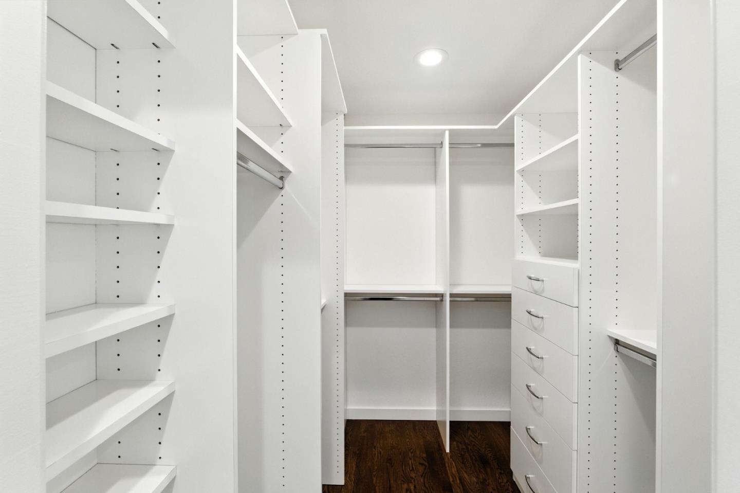 Detail Gallery Image 15 of 35 For 255 Robin Way, Menlo Park,  CA 94025 - 4 Beds | 2 Baths