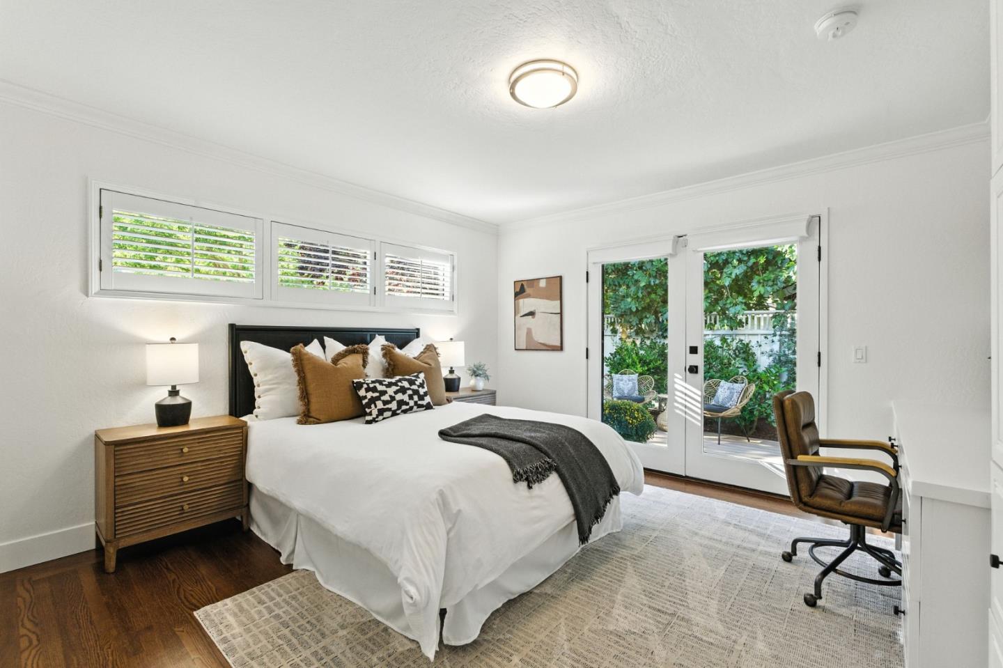 Detail Gallery Image 16 of 35 For 255 Robin Way, Menlo Park,  CA 94025 - 4 Beds | 2 Baths