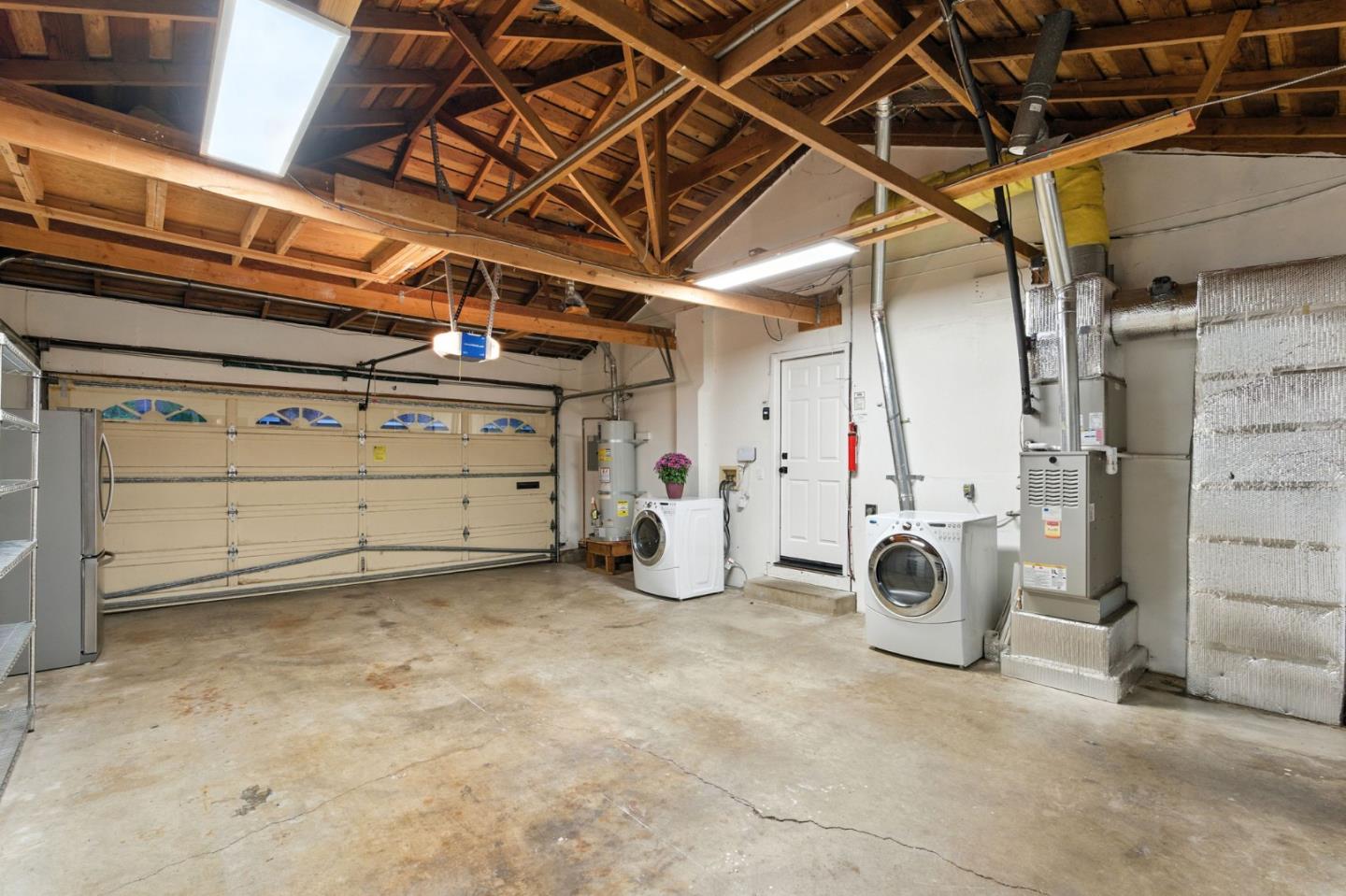 Detail Gallery Image 21 of 35 For 255 Robin Way, Menlo Park,  CA 94025 - 4 Beds | 2 Baths