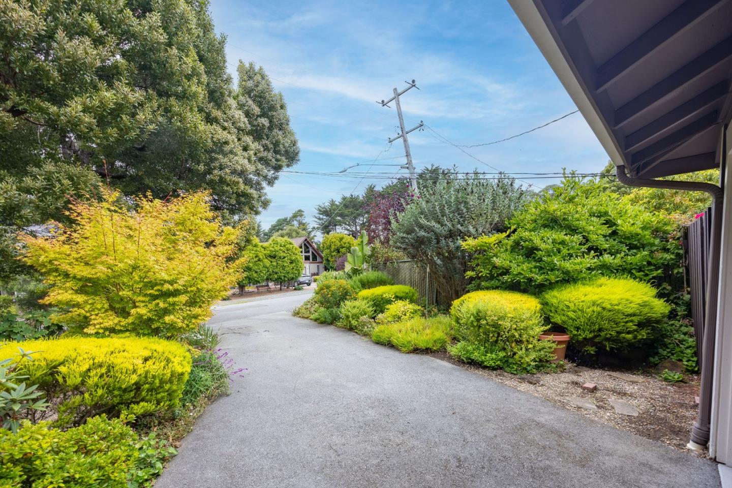 Detail Gallery Image 29 of 33 For 1047 Acacia St, Montara,  CA 94037 - 3 Beds | 2 Baths