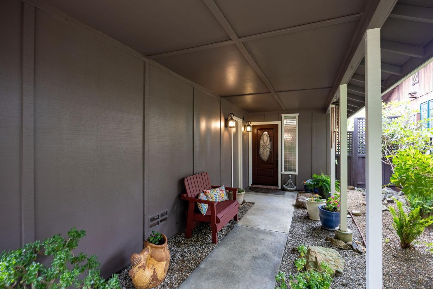 Detail Gallery Image 3 of 33 For 1047 Acacia St, Montara,  CA 94037 - 3 Beds | 2 Baths