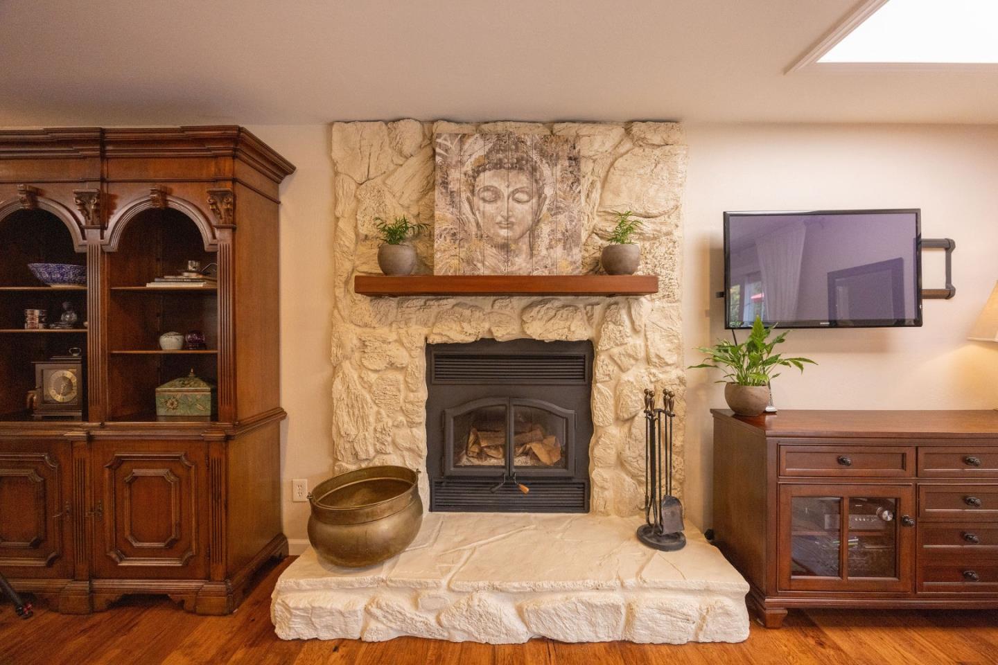 Detail Gallery Image 7 of 33 For 1047 Acacia St, Montara,  CA 94037 - 3 Beds | 2 Baths