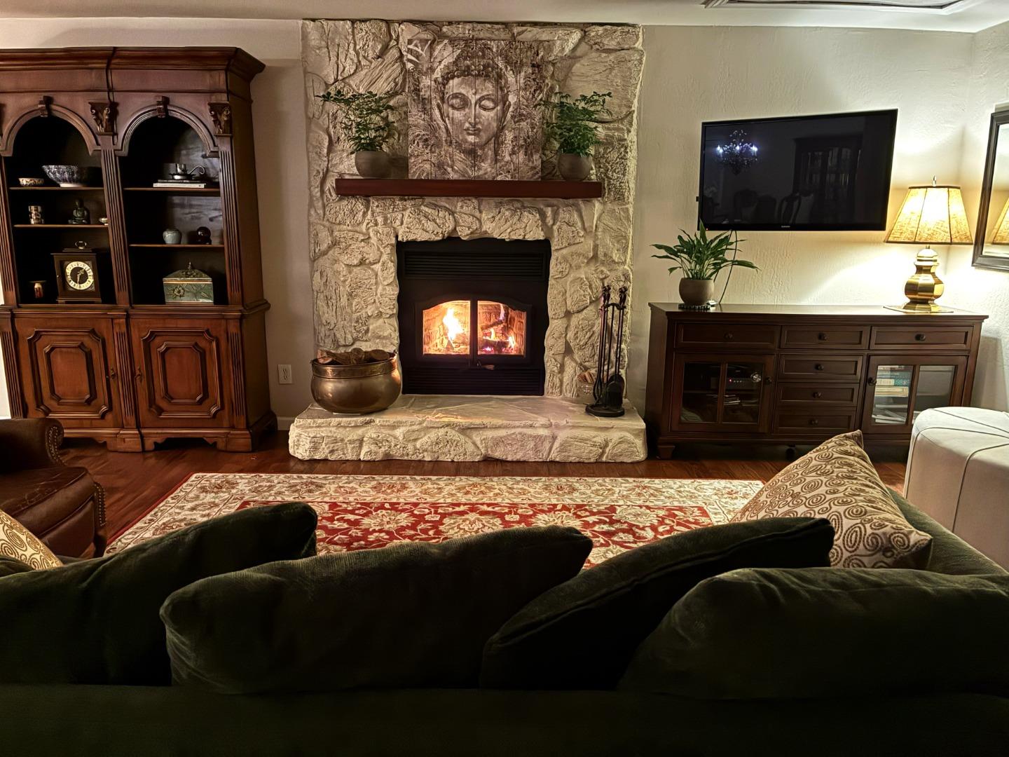 Detail Gallery Image 8 of 33 For 1047 Acacia St, Montara,  CA 94037 - 3 Beds | 2 Baths