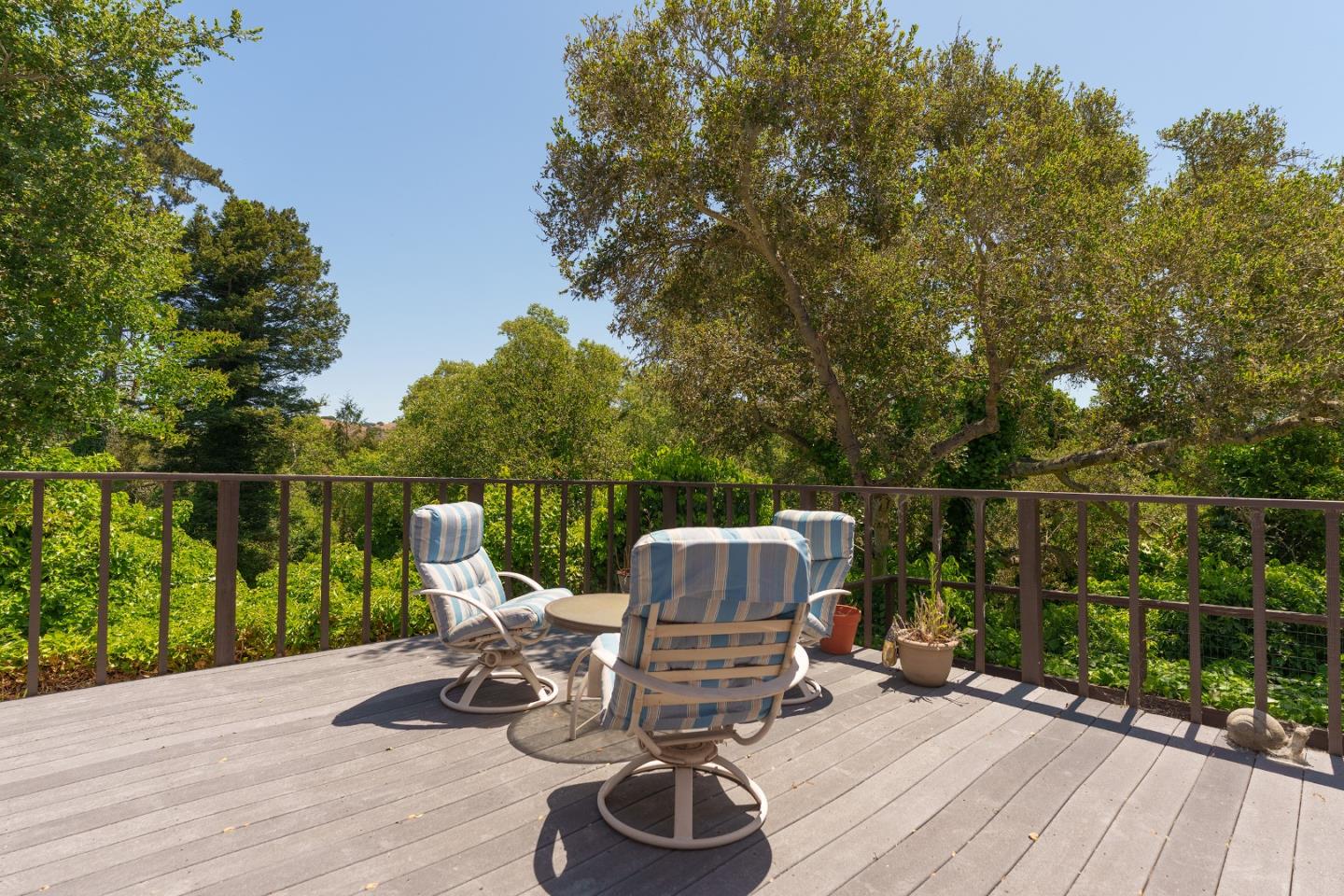Detail Gallery Image 25 of 31 For 23799 Monterey-Salinas Hwy #18,  Salinas,  CA 93908 - 2 Beds | 2 Baths