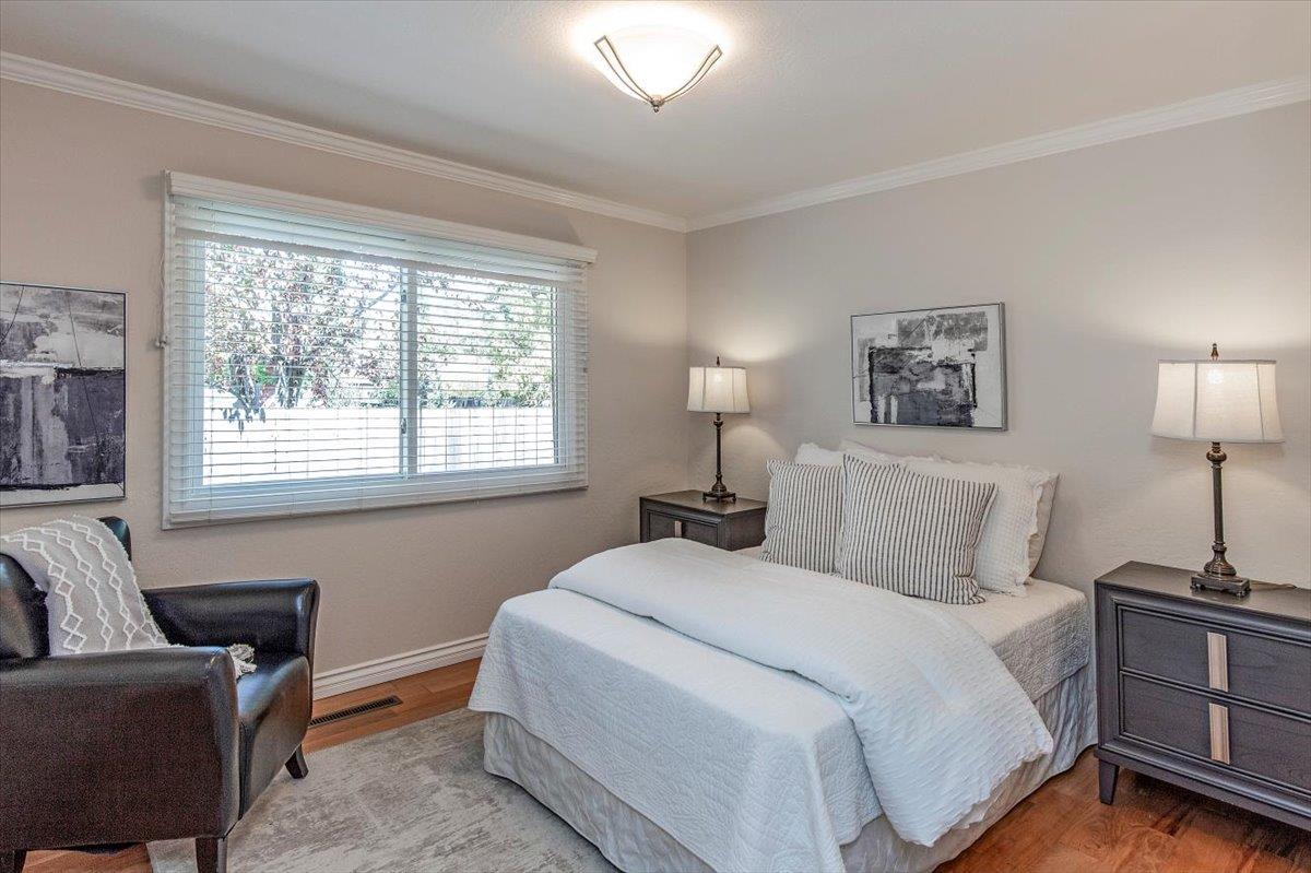 Detail Gallery Image 16 of 33 For 238 Hillview Ave, Redwood City,  CA 94062 - 4 Beds | 3 Baths