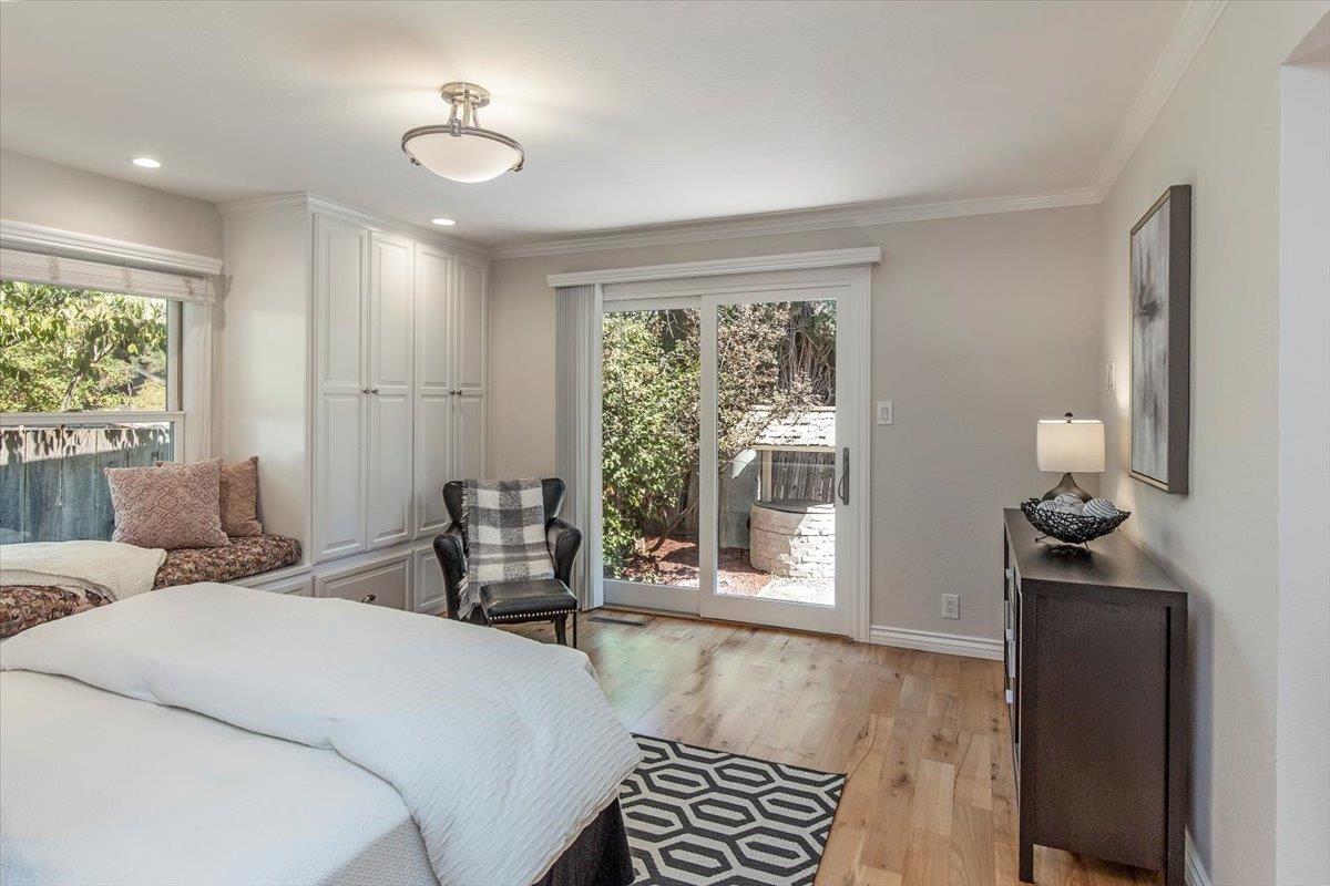 Detail Gallery Image 8 of 33 For 238 Hillview Ave, Redwood City,  CA 94062 - 4 Beds | 3 Baths