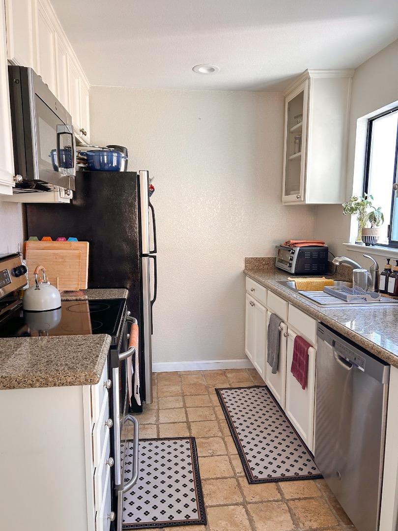 Detail Gallery Image 14 of 16 For 2250 Monroe St #311,  Santa Clara,  CA 95050 - 2 Beds | 2 Baths