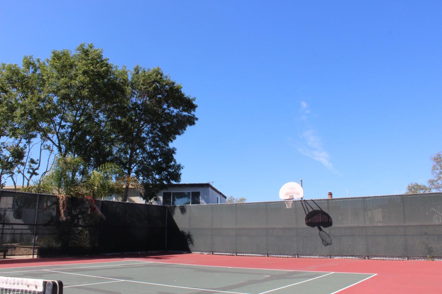 Detail Gallery Image 17 of 22 For 1041 Shoal Dr, San Mateo,  CA 94404 - 3 Beds | 2/1 Baths