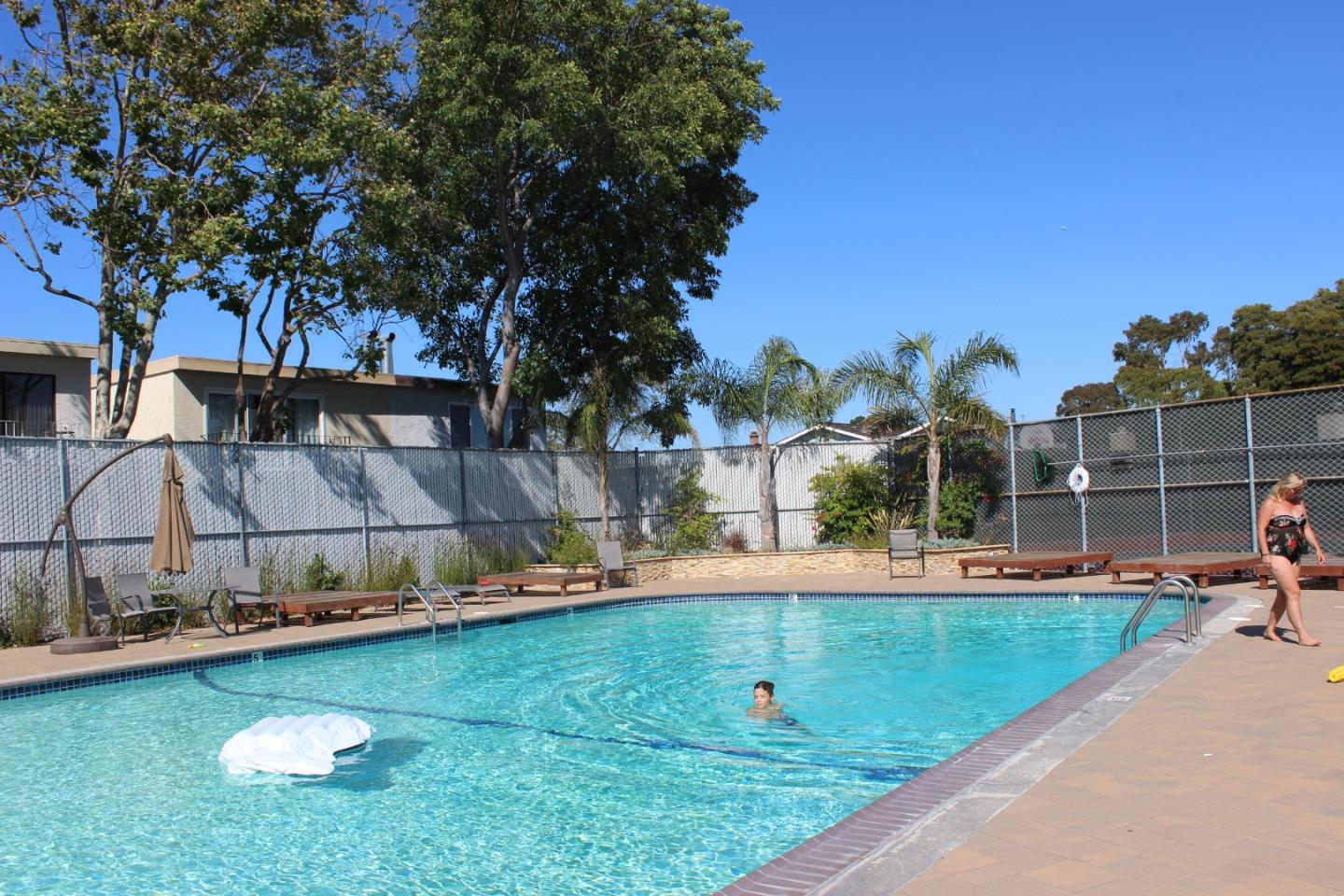 Detail Gallery Image 22 of 22 For 1041 Shoal Dr, San Mateo,  CA 94404 - 3 Beds | 2/1 Baths