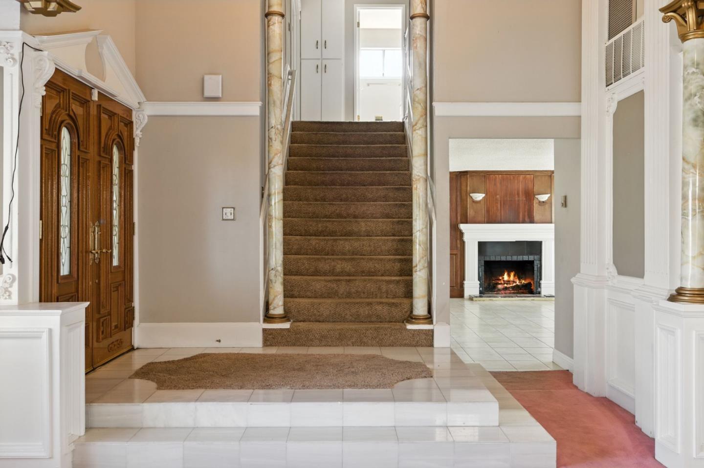Detail Gallery Image 10 of 19 For 8929 Red Leaf Way, Sacramento,  CA 95826 - 3 Beds | 2/1 Baths