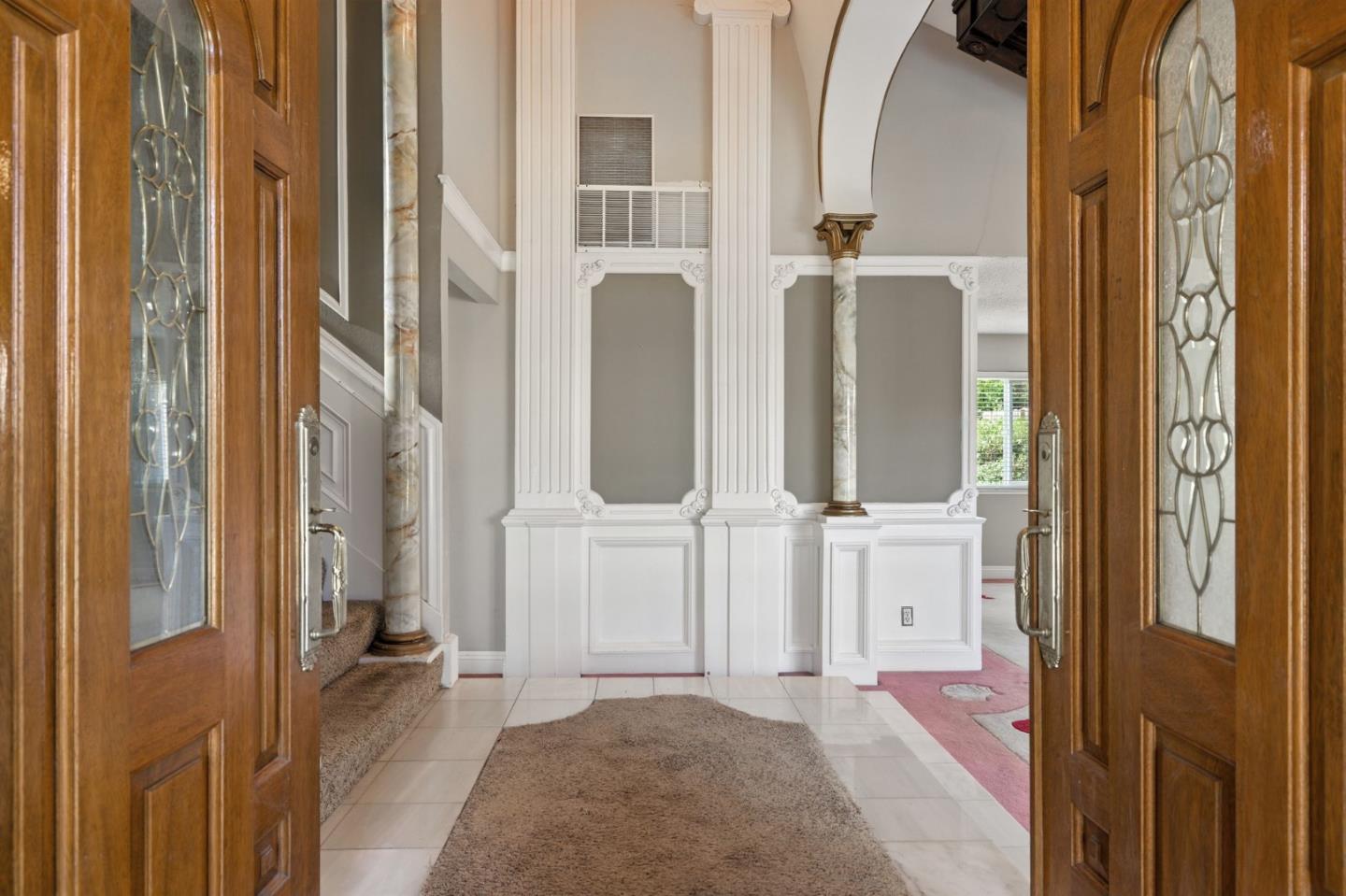 Detail Gallery Image 7 of 19 For 8929 Red Leaf Way, Sacramento,  CA 95826 - 3 Beds | 2/1 Baths