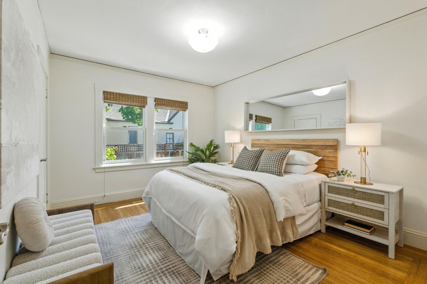 Detail Gallery Image 12 of 38 For 161 Jeter St, Redwood City,  CA 94062 - 4 Beds | 2/1 Baths