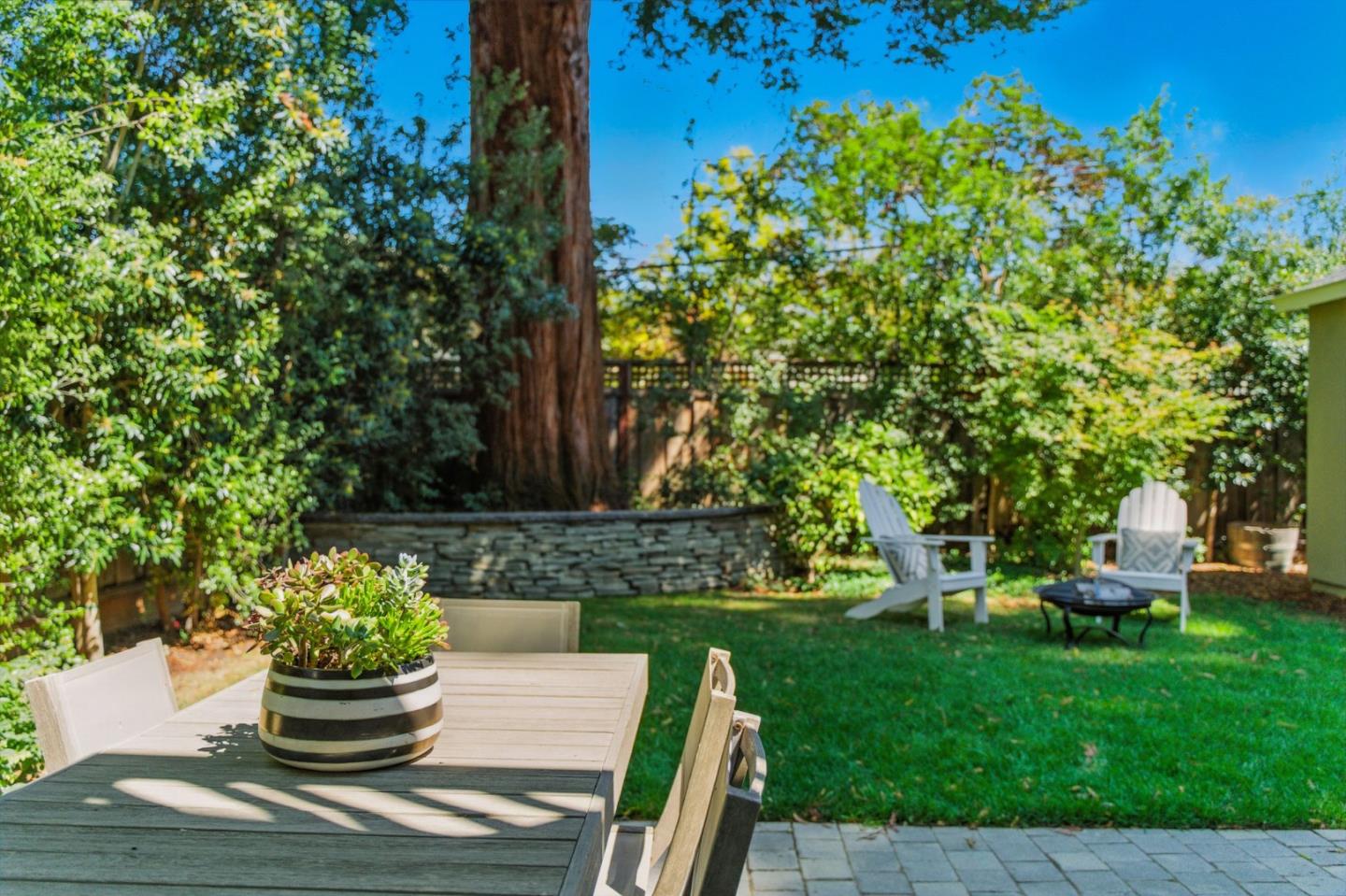 Detail Gallery Image 33 of 38 For 161 Jeter St, Redwood City,  CA 94062 - 4 Beds | 2/1 Baths