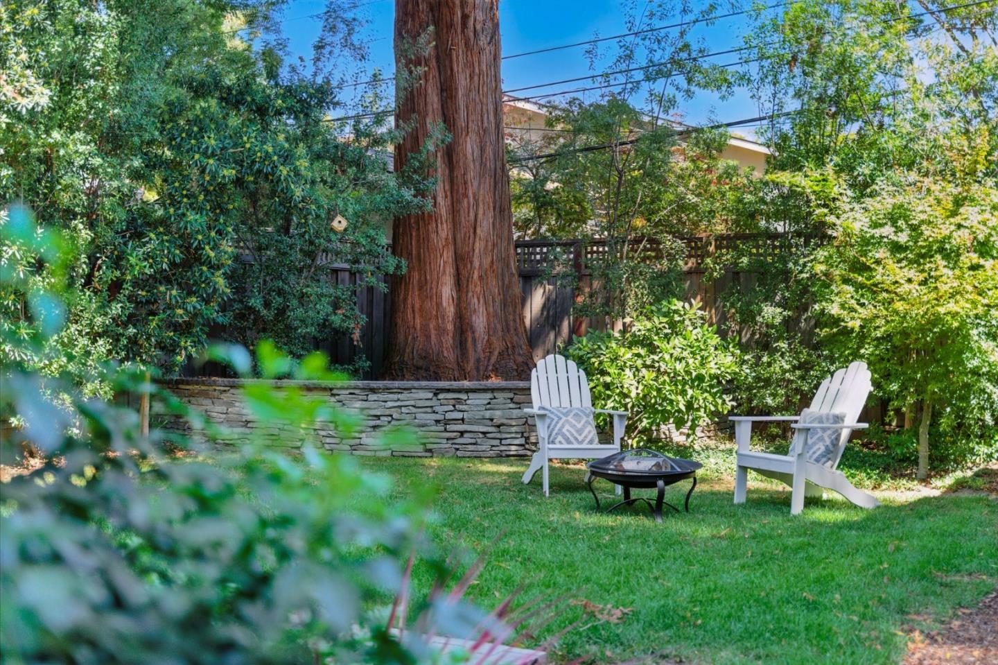 Detail Gallery Image 34 of 38 For 161 Jeter St, Redwood City,  CA 94062 - 4 Beds | 2/1 Baths