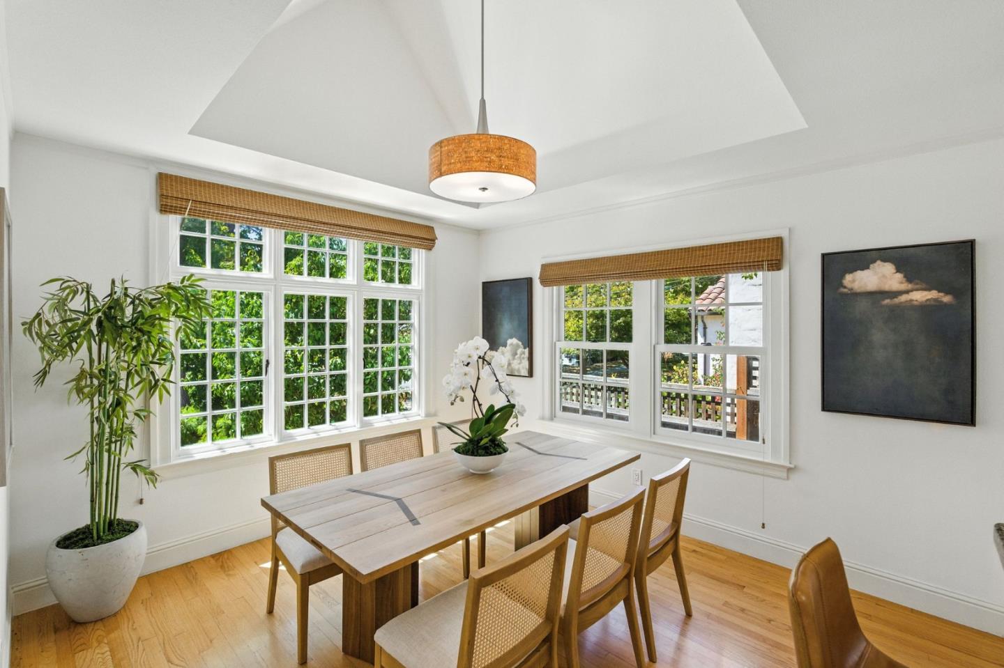Detail Gallery Image 9 of 38 For 161 Jeter St, Redwood City,  CA 94062 - 4 Beds | 2/1 Baths