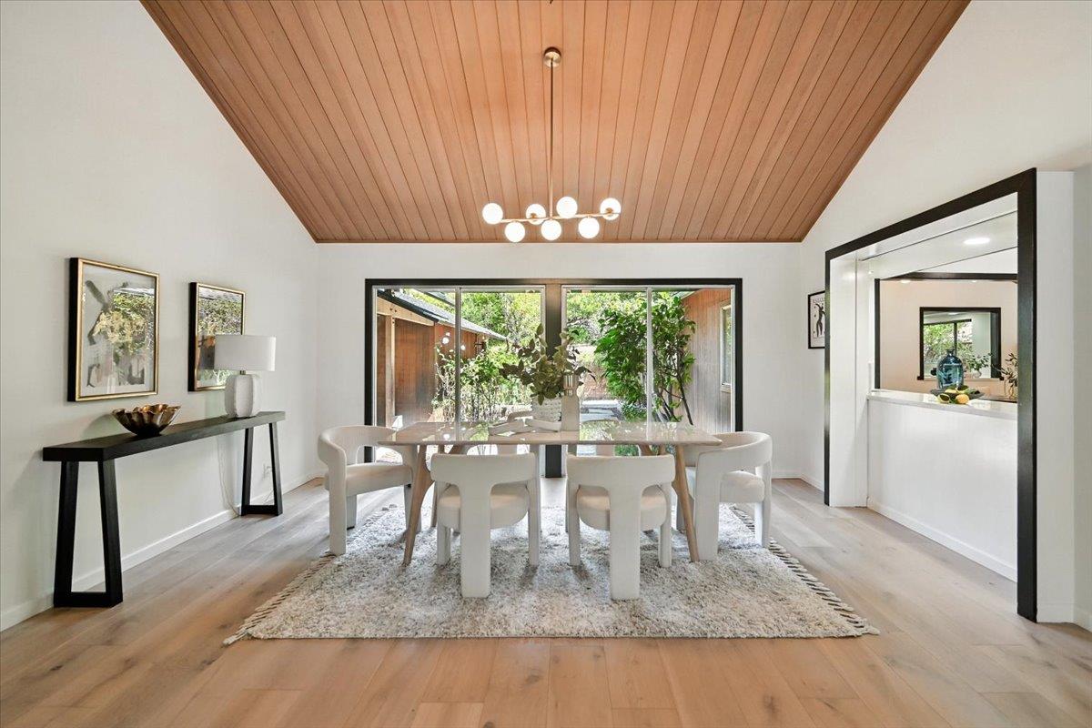 Detail Gallery Image 25 of 88 For 14582 Horseshoe Dr, Saratoga,  CA 95070 - 5 Beds | 3/1 Baths
