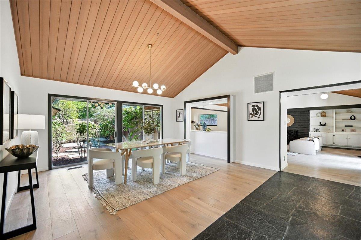 Detail Gallery Image 28 of 88 For 14582 Horseshoe Dr, Saratoga,  CA 95070 - 5 Beds | 3/1 Baths