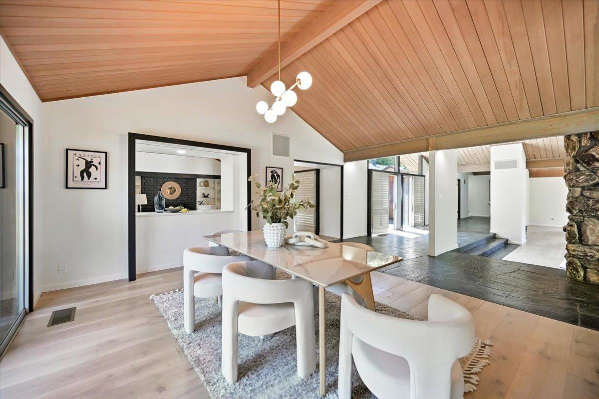 Detail Gallery Image 29 of 88 For 14582 Horseshoe Dr, Saratoga,  CA 95070 - 5 Beds | 3/1 Baths