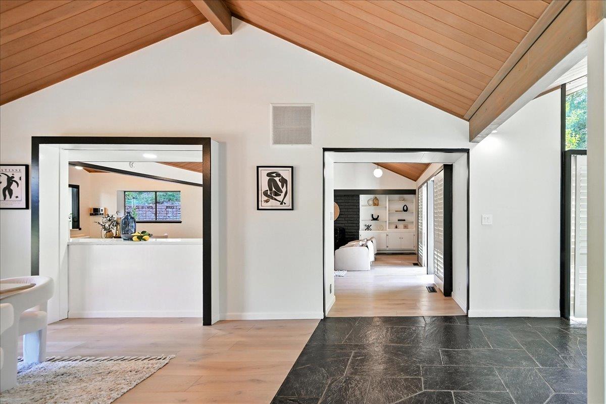 Detail Gallery Image 30 of 88 For 14582 Horseshoe Dr, Saratoga,  CA 95070 - 5 Beds | 3/1 Baths