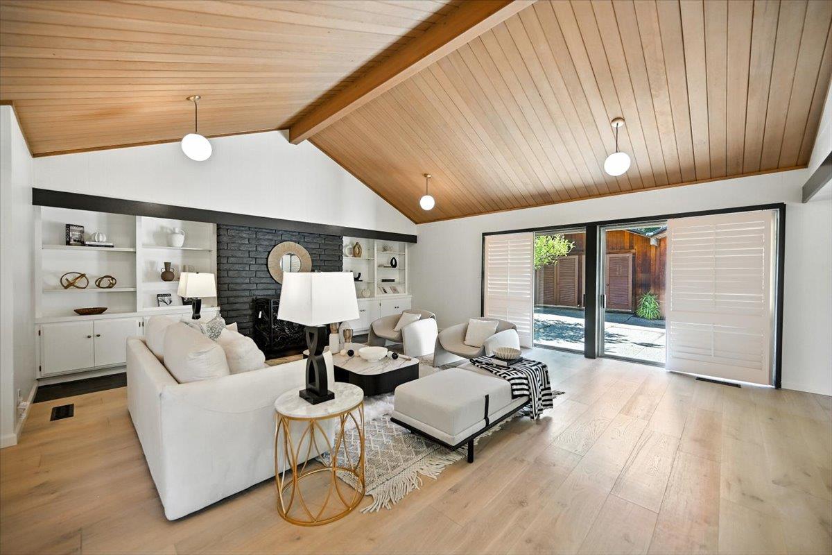 Detail Gallery Image 33 of 88 For 14582 Horseshoe Dr, Saratoga,  CA 95070 - 5 Beds | 3/1 Baths