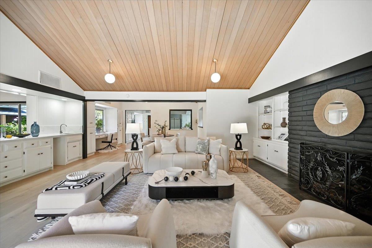 Detail Gallery Image 36 of 88 For 14582 Horseshoe Dr, Saratoga,  CA 95070 - 5 Beds | 3/1 Baths
