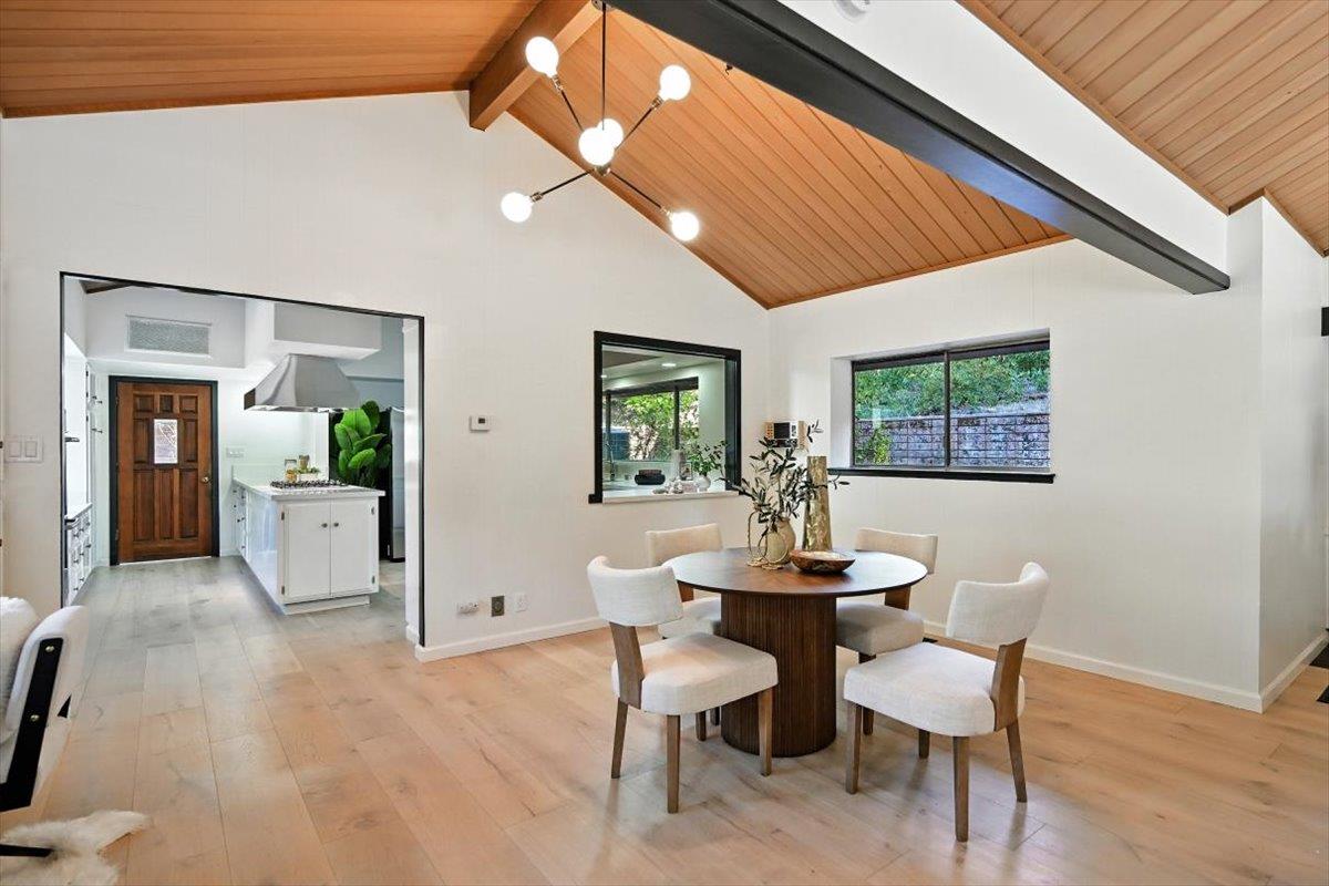 Detail Gallery Image 39 of 88 For 14582 Horseshoe Dr, Saratoga,  CA 95070 - 5 Beds | 3/1 Baths