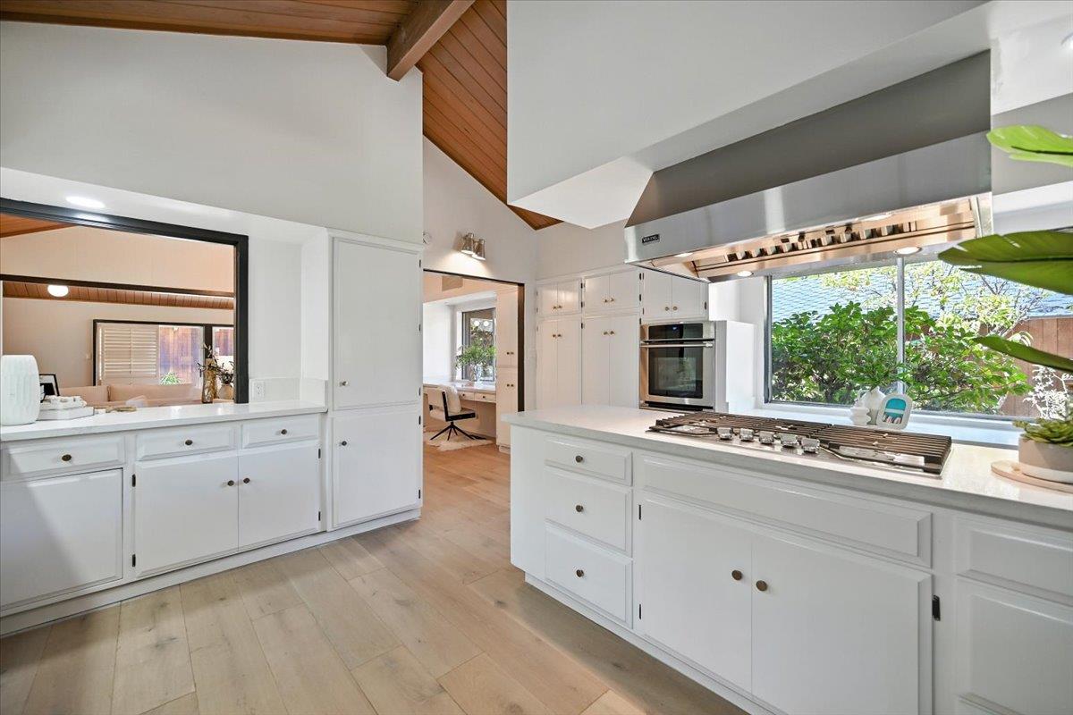 Detail Gallery Image 43 of 88 For 14582 Horseshoe Dr, Saratoga,  CA 95070 - 5 Beds | 3/1 Baths
