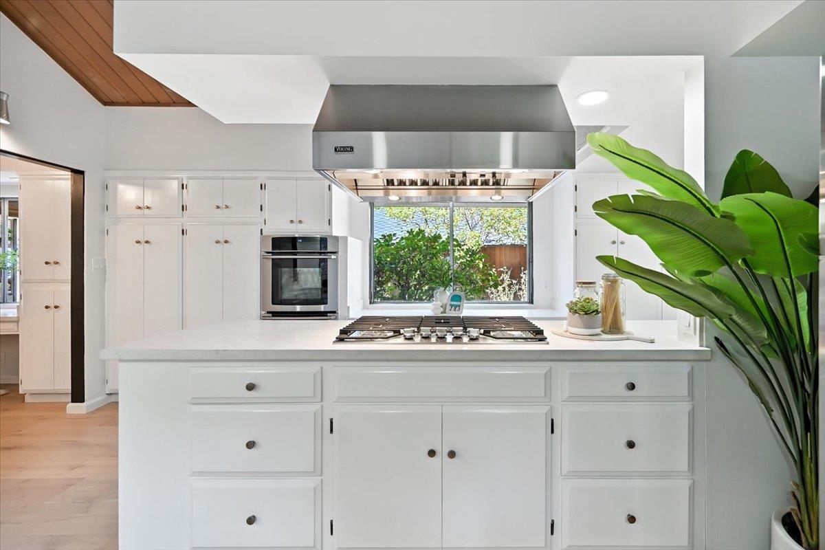 Detail Gallery Image 44 of 88 For 14582 Horseshoe Dr, Saratoga,  CA 95070 - 5 Beds | 3/1 Baths