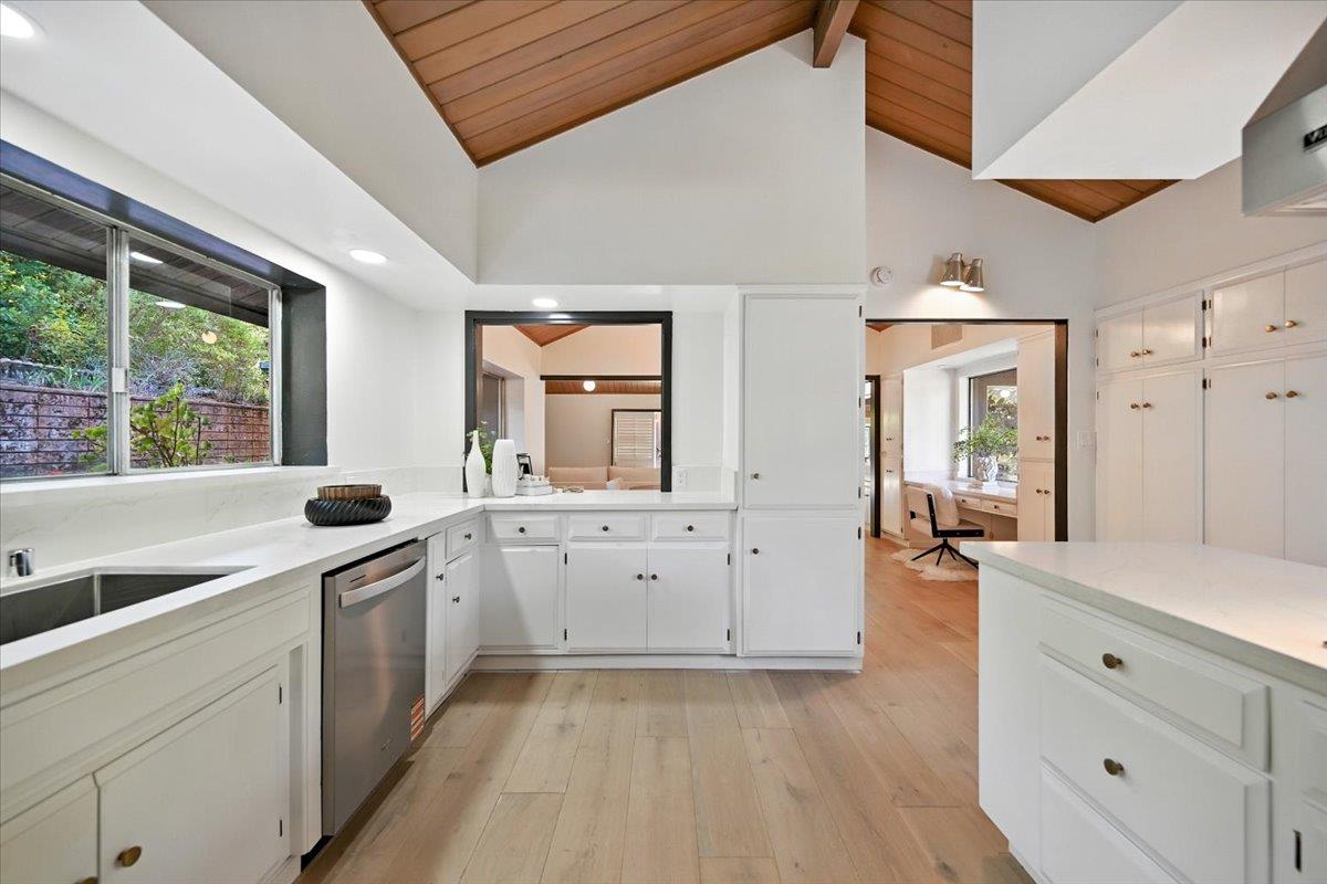 Detail Gallery Image 45 of 88 For 14582 Horseshoe Dr, Saratoga,  CA 95070 - 5 Beds | 3/1 Baths