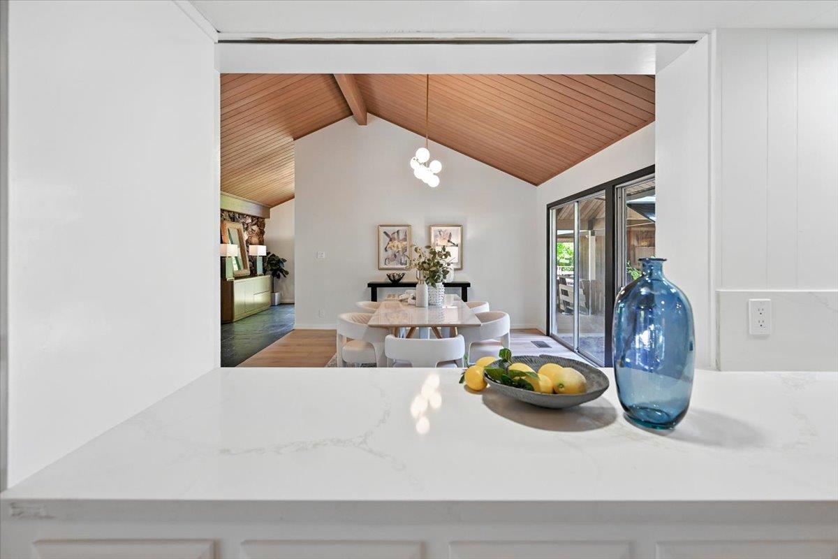Detail Gallery Image 48 of 88 For 14582 Horseshoe Dr, Saratoga,  CA 95070 - 5 Beds | 3/1 Baths