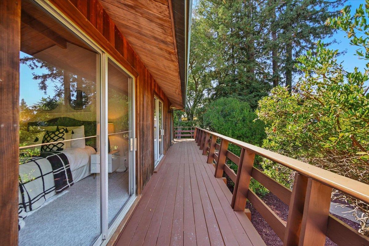 Detail Gallery Image 70 of 88 For 14582 Horseshoe Dr, Saratoga,  CA 95070 - 5 Beds | 3/1 Baths