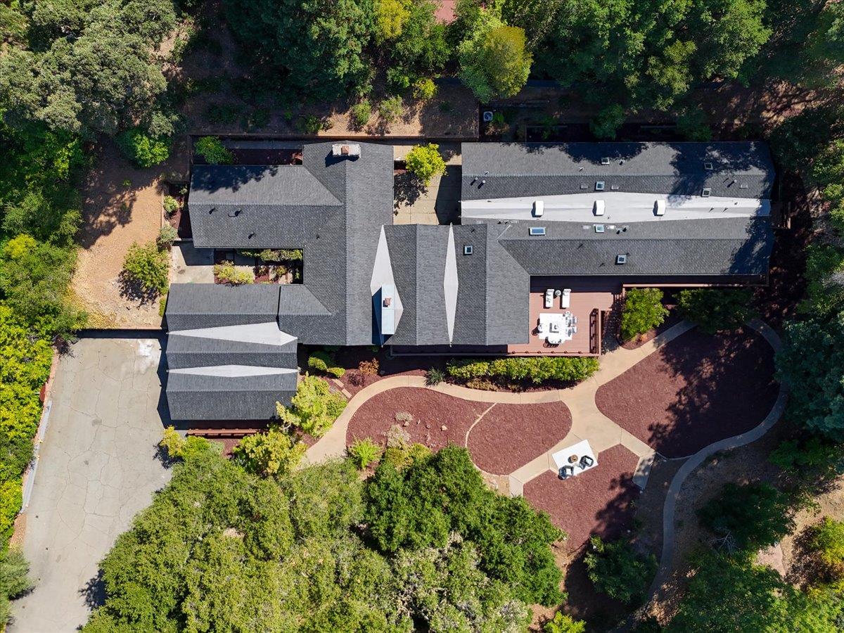 Detail Gallery Image 86 of 88 For 14582 Horseshoe Dr, Saratoga,  CA 95070 - 5 Beds | 3/1 Baths